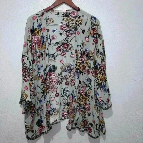 Jodifl Floral Multicolored kimono, woman’s size M - Picture 1 of 7